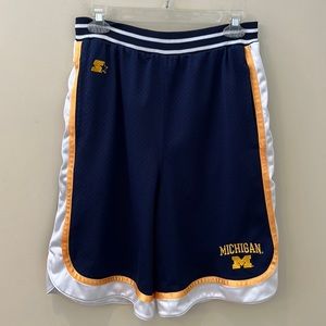 Basketball shorts mens size 28-30 University Of Michigan Wolverines athletic